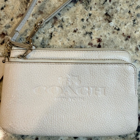 Coach Off-White Leather Wristlet - Picture 2 of 9